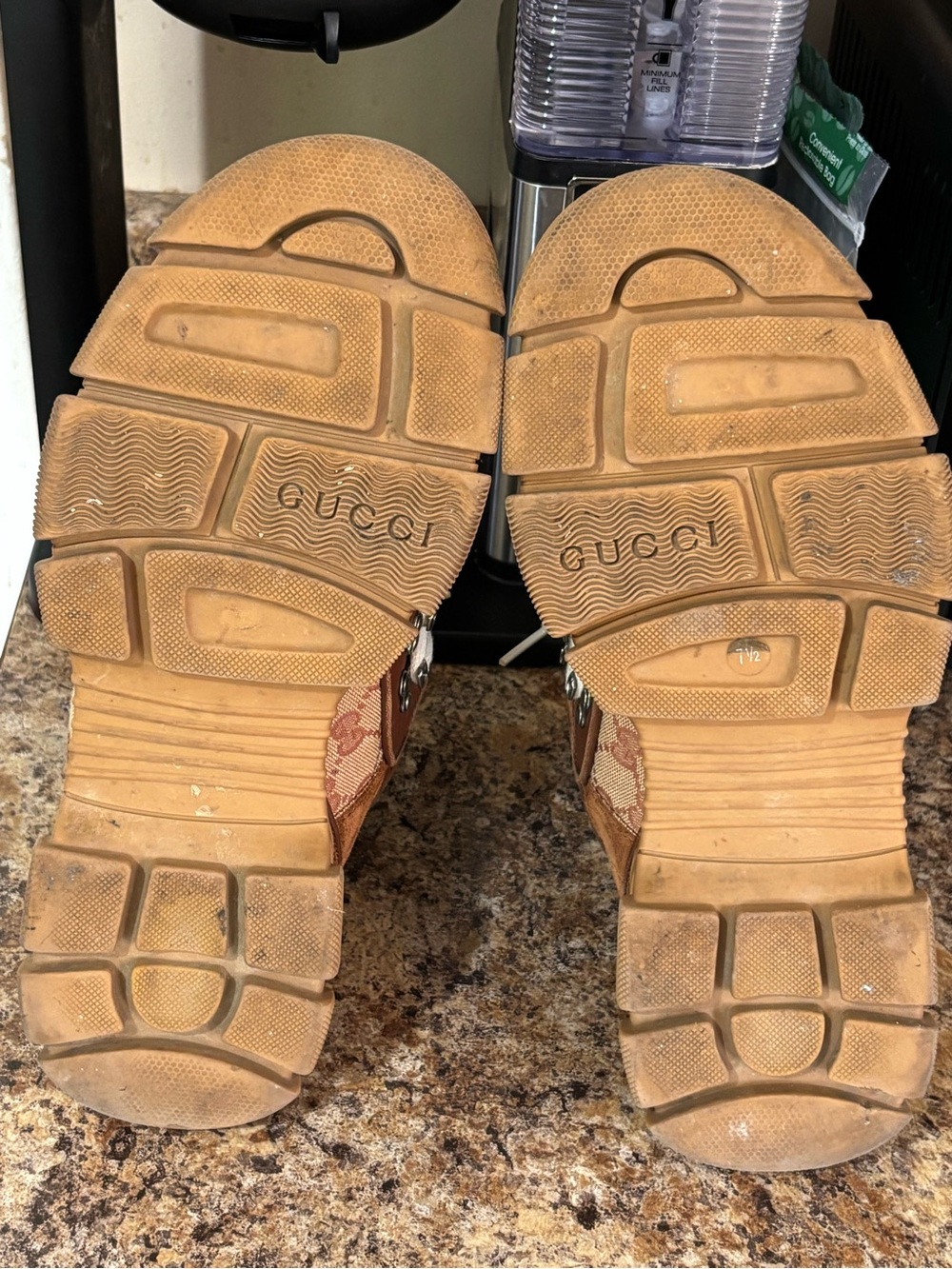 GUCCI “BRICK RED” FLASHTREK SNEAKERS SIZE 7.5 MENS MADE IN ITALY 100% AUTHENTIC - Picture 8 of 16